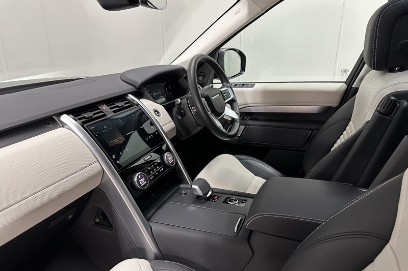 Used Land Rover Discovery 2025 for sale - 77988563: Photo 43