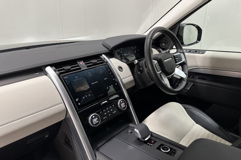 Used Land Rover Discovery 2025 for sale - 77988563: Photo 44