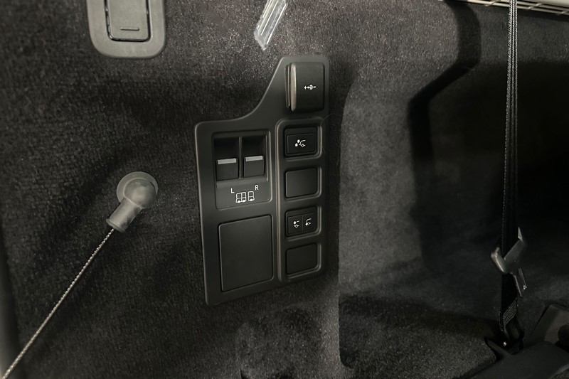 Used Land Rover Discovery 2025 for sale - 77988563: Photo 51