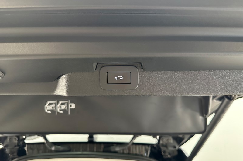 Used Land Rover Discovery 2025 for sale - 77988563: Photo 53