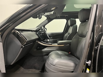 Used Land Rover Range Rover Sport 2024 for sale - 79524572: Photo