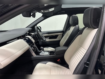 Used Land Rover Discovery Sport 2022 for sale - 78828101: Photo