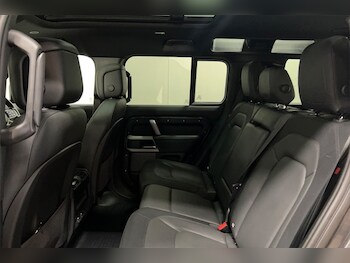 Used Land Rover Defender 2023 for sale - 78835206: Photo