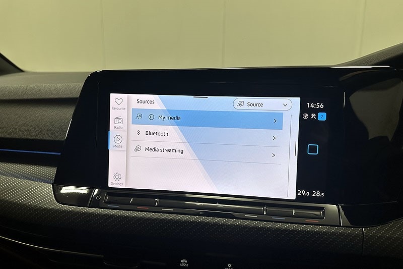 Used Volkswagen Golf 2023 for sale - 76982146: Photo 33