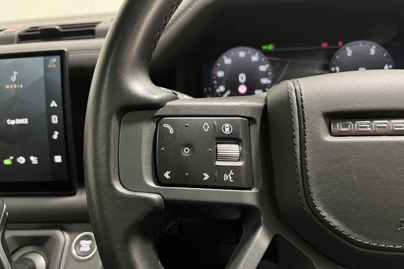 Used Land Rover Defender 2025 for sale - 77830039: Photo 29