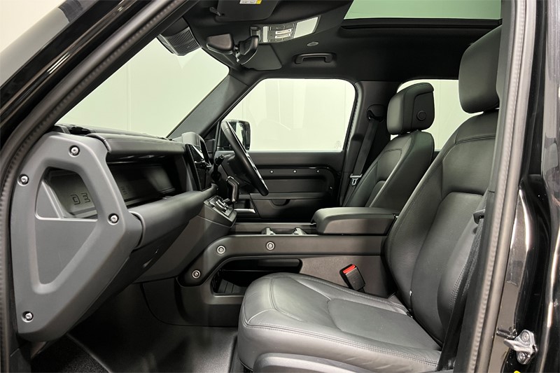 Used Land Rover Defender 2025 for sale - 77830039: Photo 3