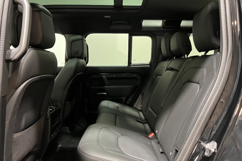 Used Land Rover Defender 2025 for sale - 77830039: Photo 4