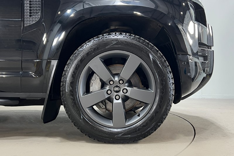 Used Land Rover Defender 2025 for sale - 77830039: Photo 8