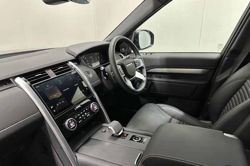 Used Land Rover Discovery 2023 for sale - 77758766: Photo 42