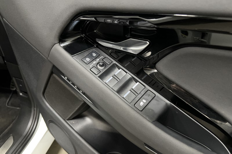 Used Land Rover Range Rover Evoque 2023 for sale - 77662122: Photo 23