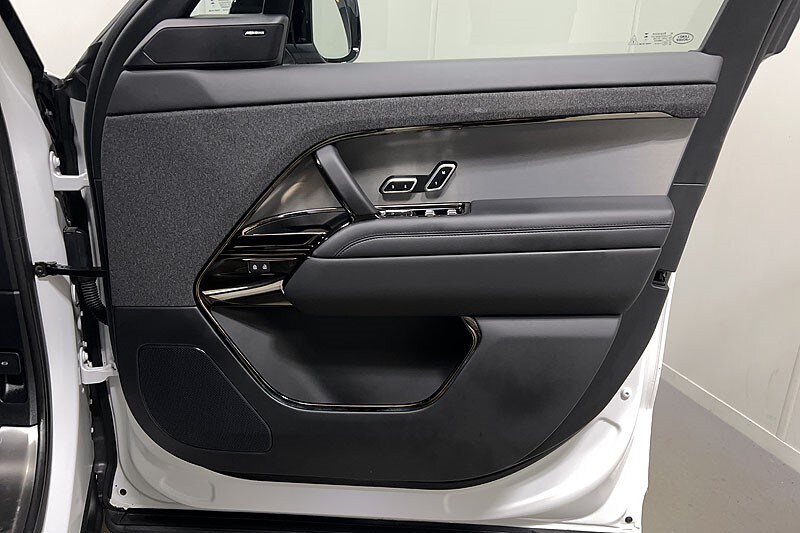 Used Land Rover Range Rover Sport 2023 for sale - 77934576: Photo 21