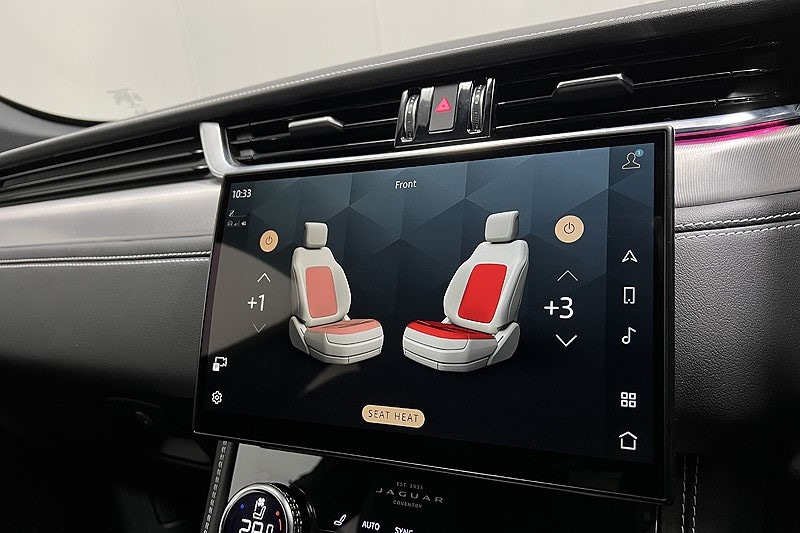 Used Jaguar F-Pace 2022 for sale - 77225288: Photo 33