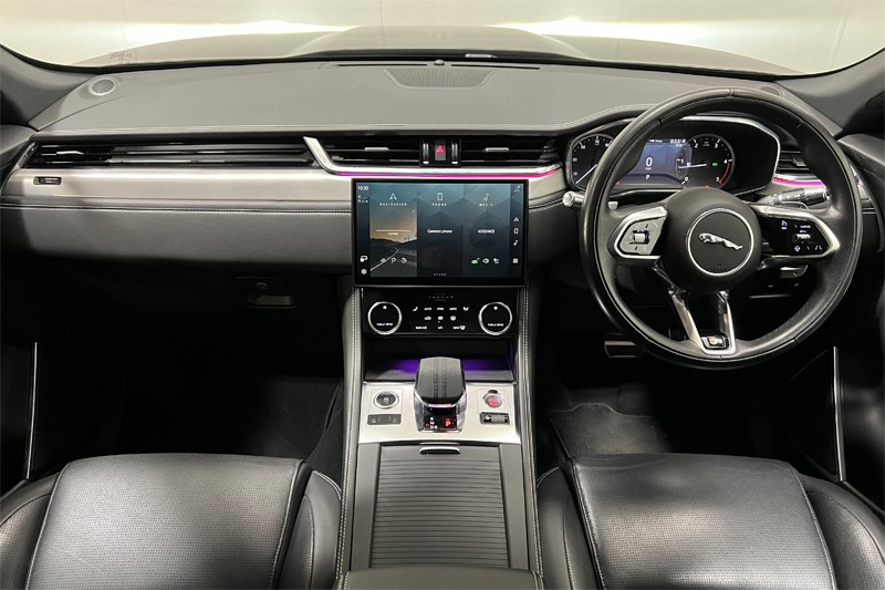 Used Jaguar F-Pace 2022 for sale - 77225288: Photo 9