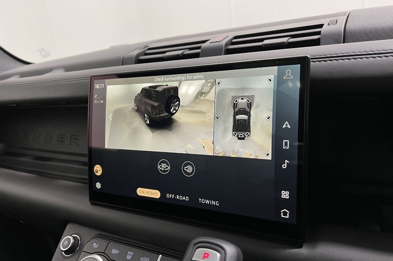 Used Land Rover Defender 2023 for sale - 76982348: Photo 12