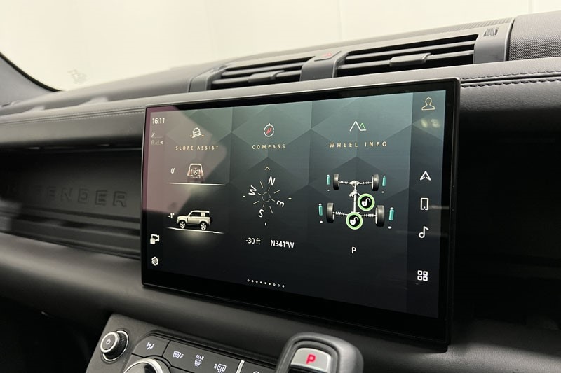 Used Land Rover Defender 2023 for sale - 76982348: Photo 37