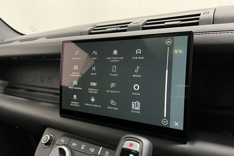 Used Land Rover Defender 2023 for sale - 76982348: Photo 40