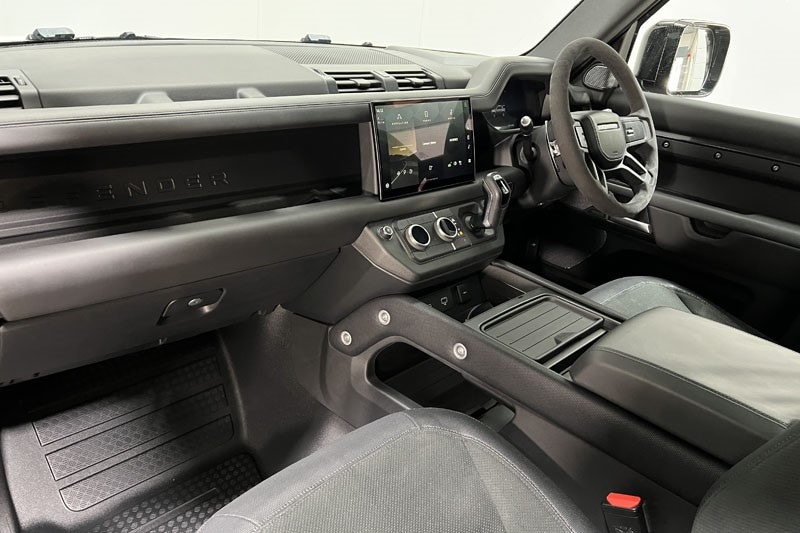 Used Land Rover Defender 2023 for sale - 76982348: Photo 44