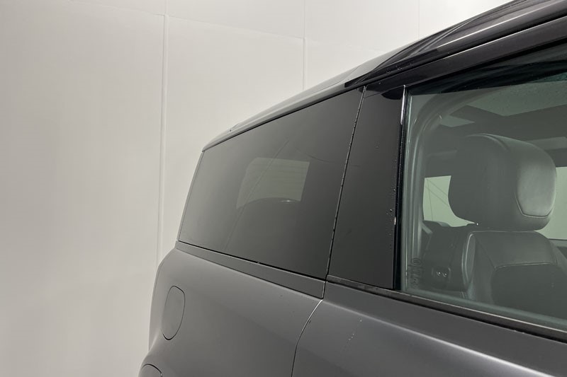 Used Land Rover Defender 2023 for sale - 76982348: Photo 54