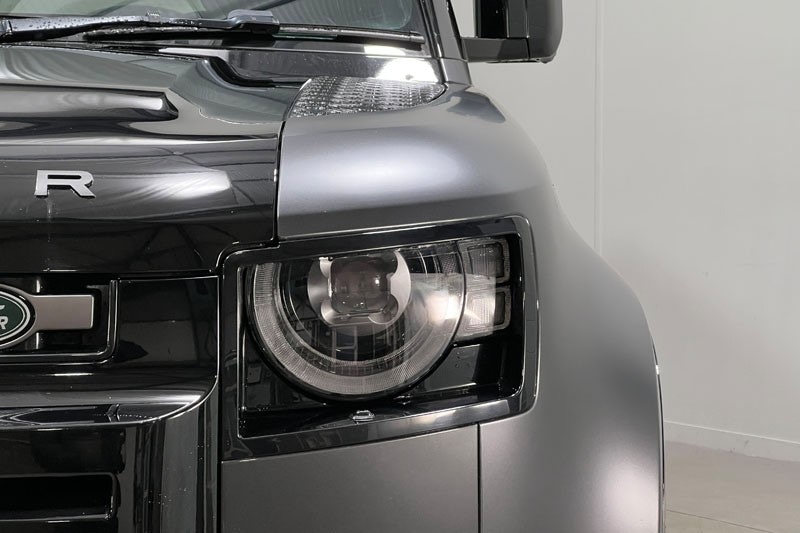 Used Land Rover Defender 2023 for sale - 76982348: Photo 58