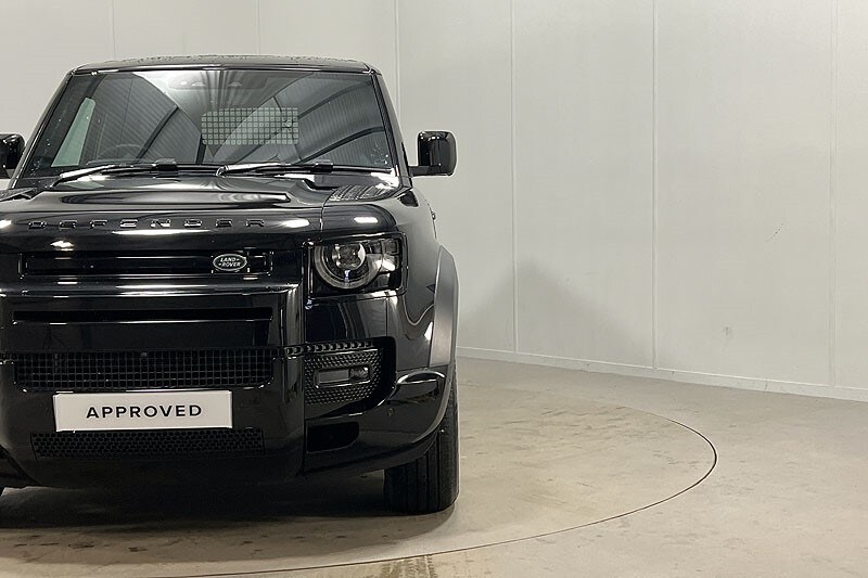 Used Land Rover Defender 2025 for sale - 77420555: Photo 54