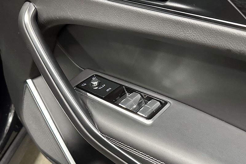 Used Jaguar F-Pace 2023 for sale - 76980924: Photo 22