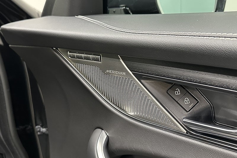 Used Jaguar F-Pace 2023 for sale - 76980924: Photo 23