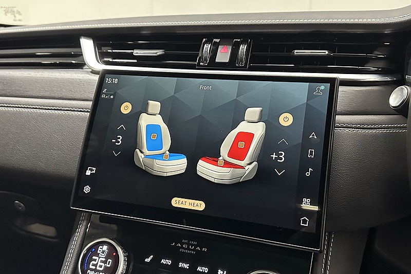 Used Jaguar F-Pace 2023 for sale - 76980924: Photo 36