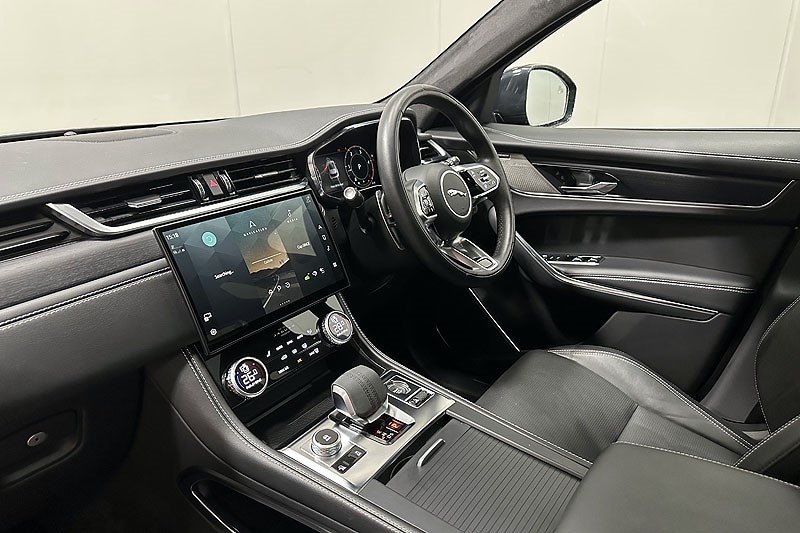 Used Jaguar F-Pace 2023 for sale - 76980924: Photo 38