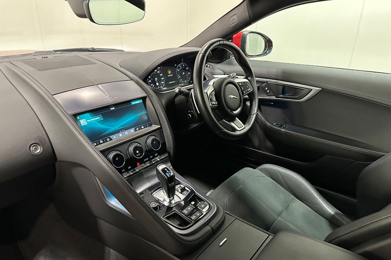 Used Jaguar F-Type 2023 for sale - 77789144: Photo 36