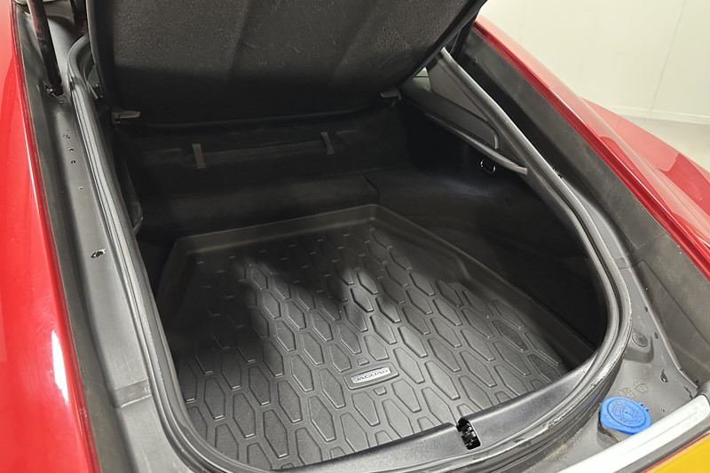 Used Jaguar F-Type 2023 for sale - 77789144: Photo 37