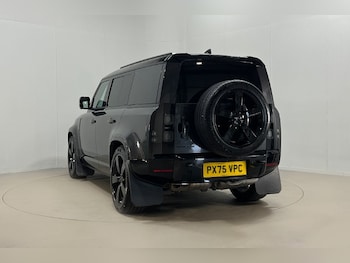 Used Land Rover Defender 2025 for sale - 78653286: Photo