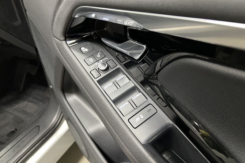 Used Land Rover Range Rover Evoque 2019 for sale - 77918093: Photo 23