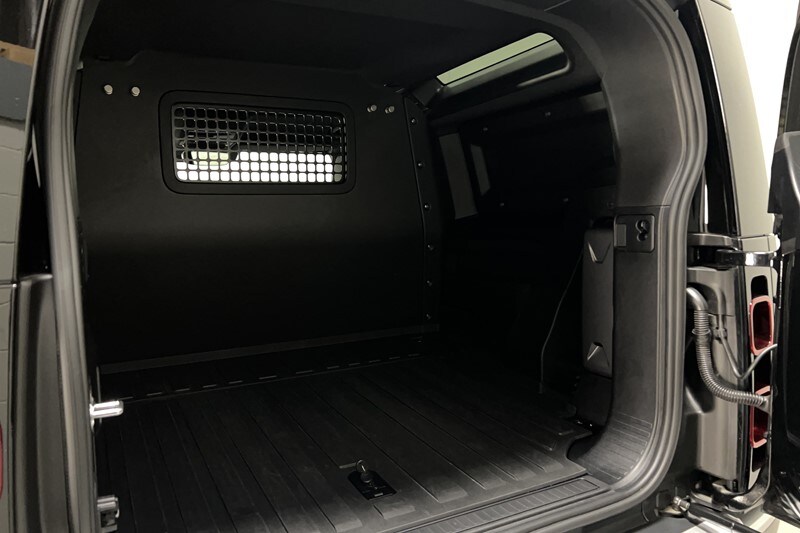 Used Land Rover Defender 2025 for sale - 77619329: Photo 44