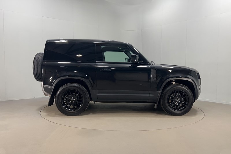 Used Land Rover Defender 2025 for sale - 77619329: Photo 6