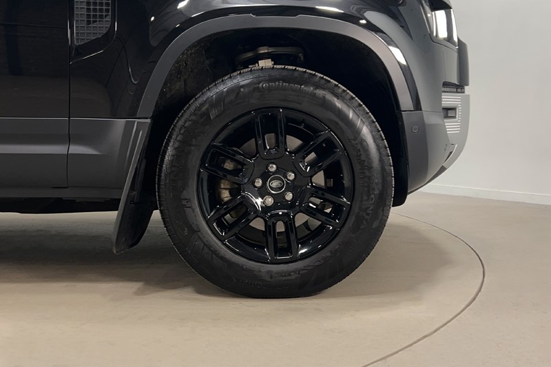 Used Land Rover Defender 2025 for sale - 77619329: Photo 9