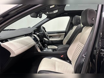 Used Land Rover Discovery Sport 2023 for sale - 77461959: Photo