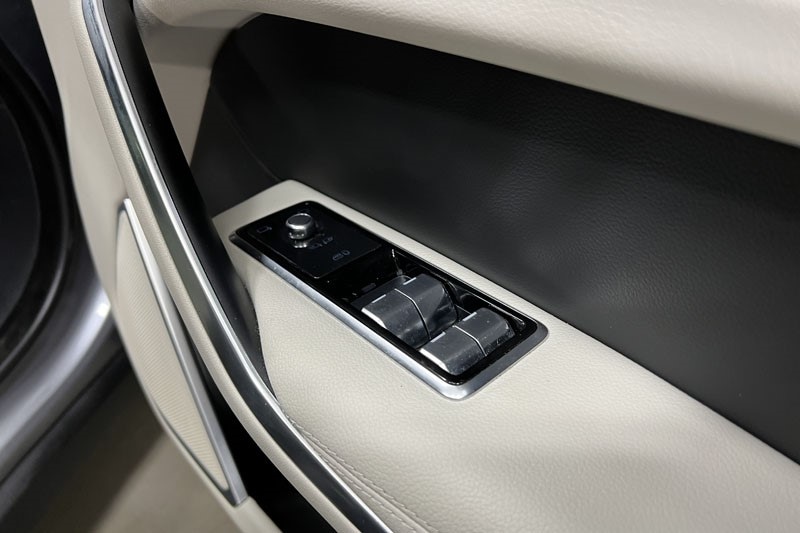 Used Jaguar F-Pace 2021 for sale - 77545407: Photo 23