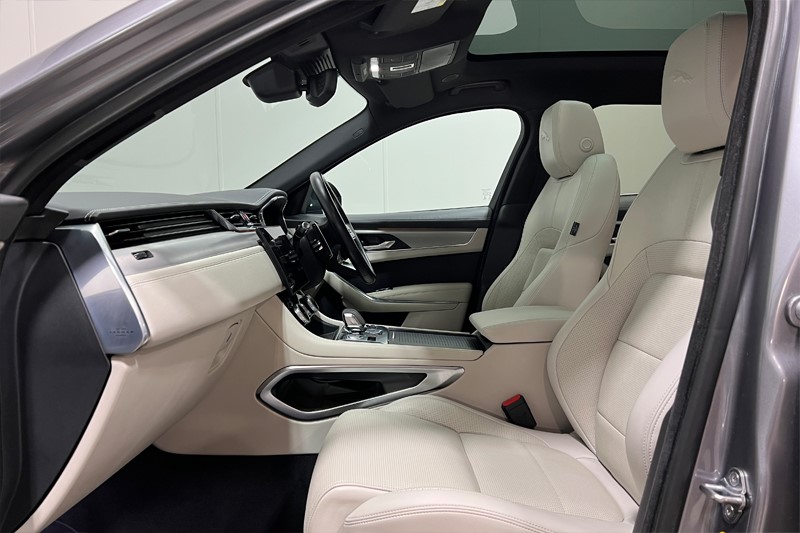 Used Jaguar F-Pace 2021 for sale - 77545407: Photo 3