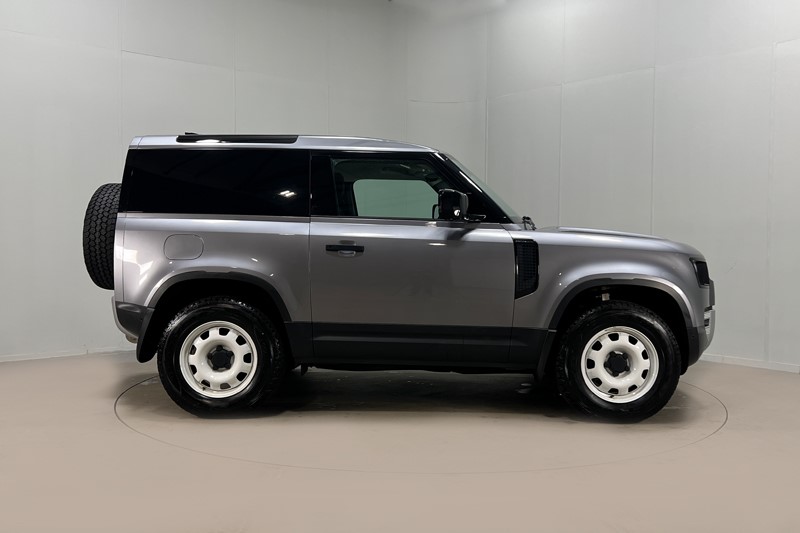 Used Land Rover Defender 2024 for sale - 77476617: Photo 5