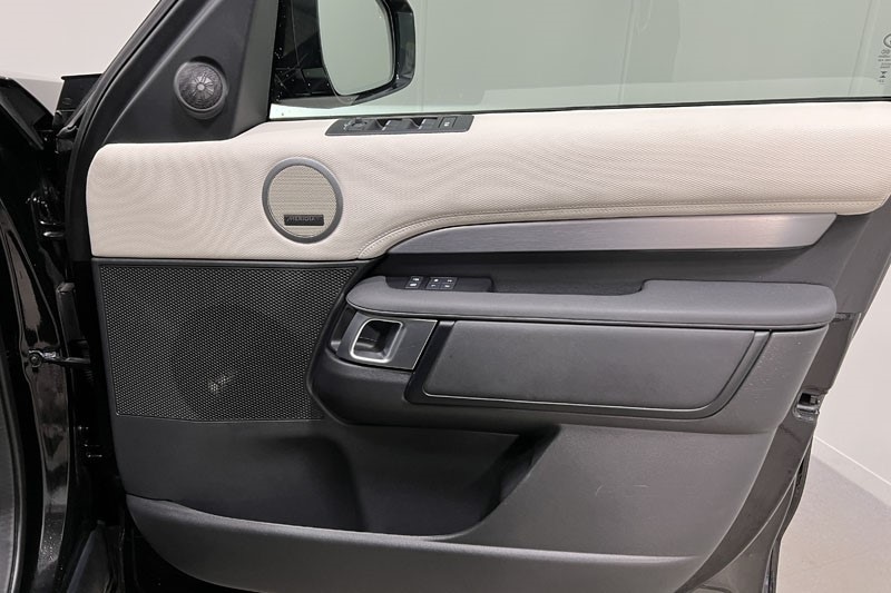 Used Land Rover Discovery 2024 for sale - 77918125: Photo 21