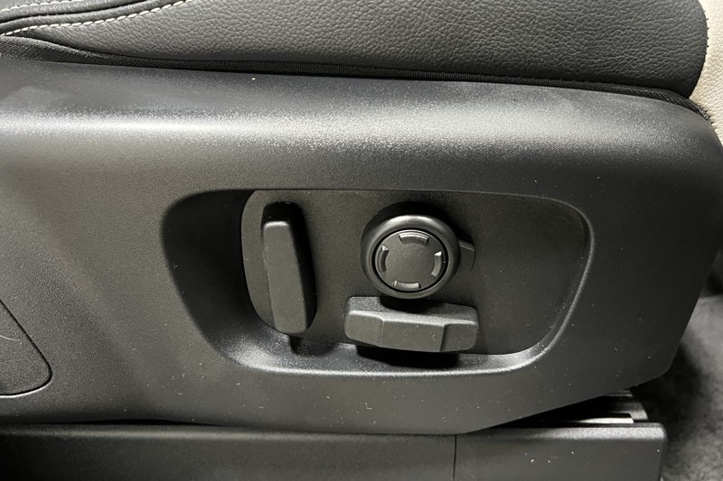 Used Land Rover Discovery 2024 for sale - 77918125: Photo 25