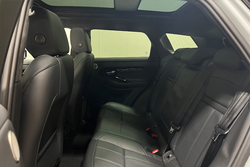 Used Land Rover Range Rover Evoque 2025 for sale - 77336040: Photo 4