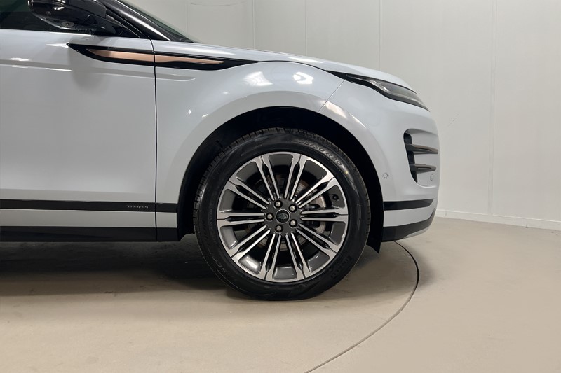 Used Land Rover Range Rover Evoque 2025 for sale - 77336040: Photo 8