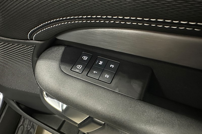 Used Land Rover Discovery 2023 for sale - 77903431: Photo 22