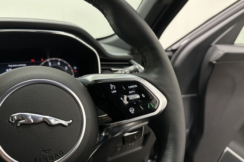 Used Jaguar F-Pace 2024 for sale - 76981602: Photo 29