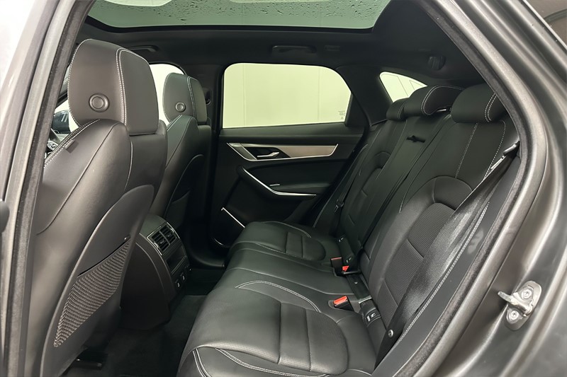 Used Jaguar F-Pace 2024 for sale - 76981602: Photo 4