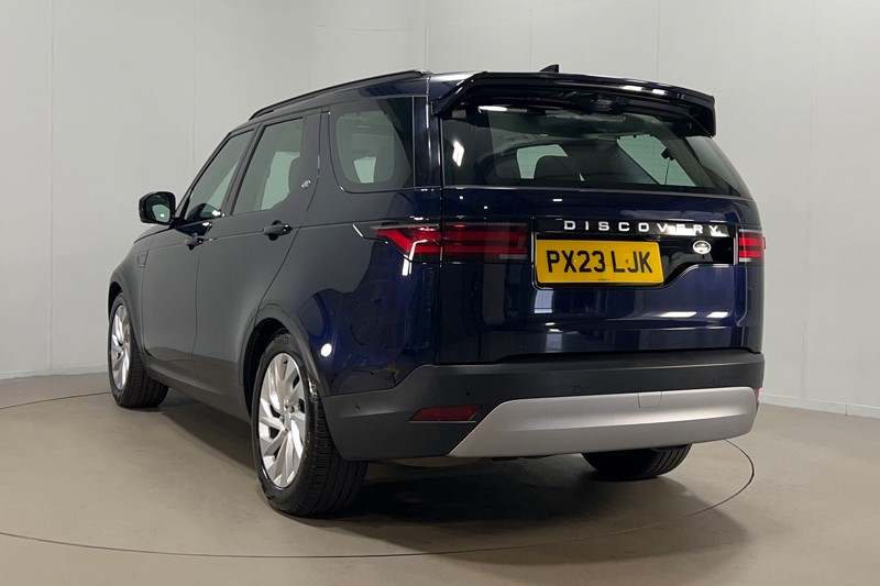 Used Land Rover Discovery 2023 for sale - 77997051: Photo 2