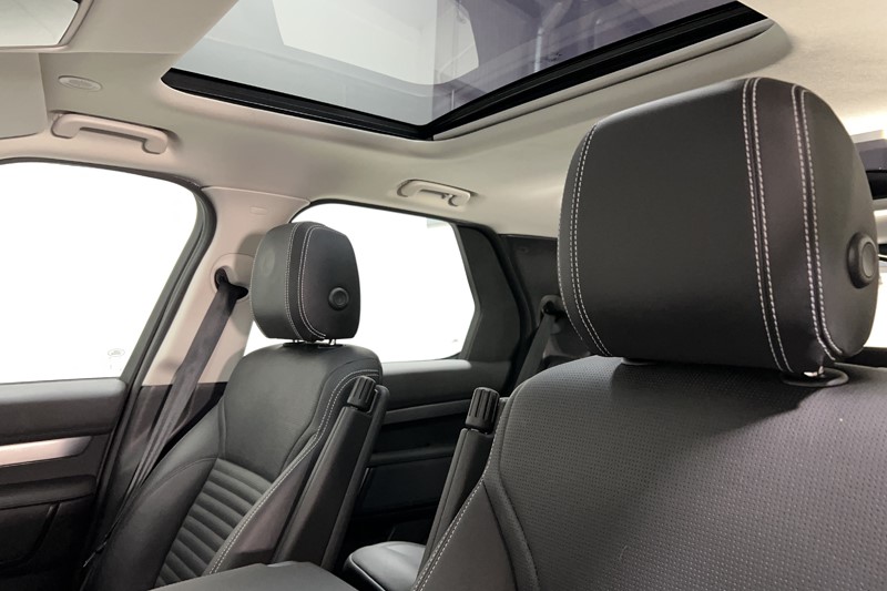 Used Land Rover Discovery 2023 for sale - 77997051: Photo 43