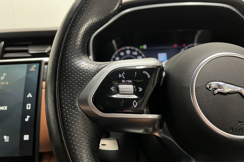 Used Jaguar F-Pace 2021 for sale - 77592347: Photo 30