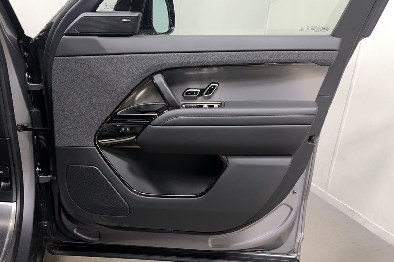 Used Land Rover Range Rover Sport 2023 for sale - 78190449: Photo 22